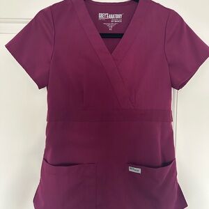 Grey's Anatomy Women's Scrub Top | XS